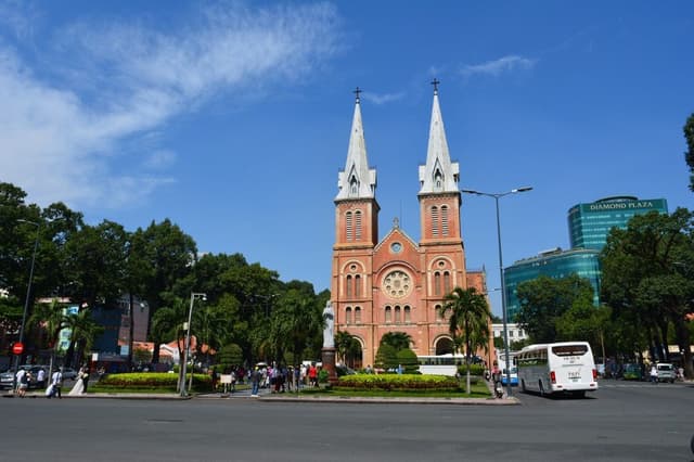 Ho Chi Minh Private Tour Guides, Find a Local Guide in Ho Chi Minh ...