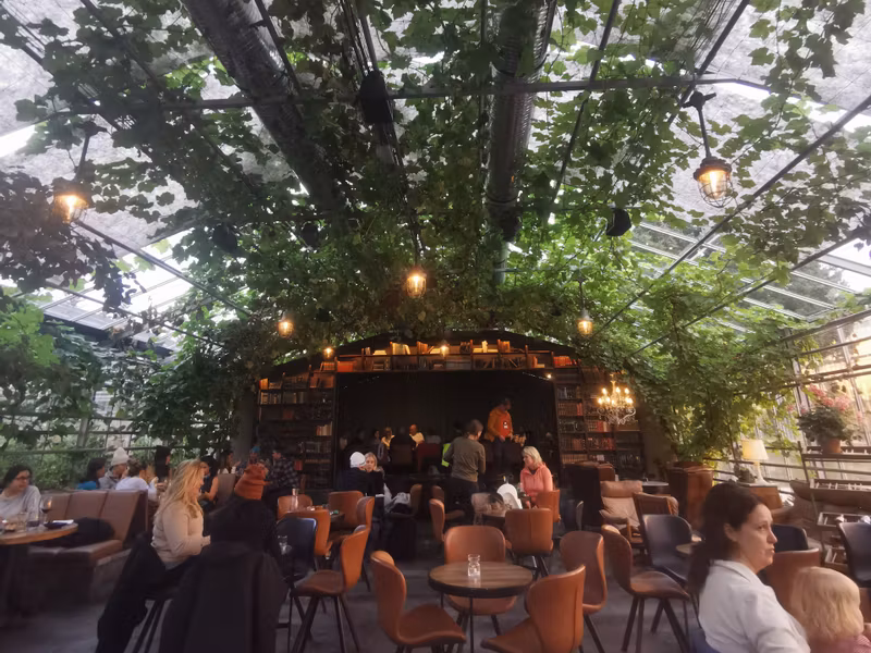 Reykjavik Private Tour - Fridheimar tomato farm wine bar