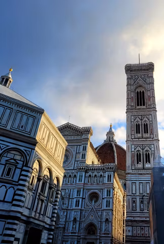 The best of Florence with a local art historian and guide!cover image