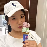 Japan Tour Guide - Bantita T.