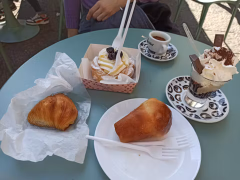 Naples Street Food Tour -Eat like a Neapolitancover image
