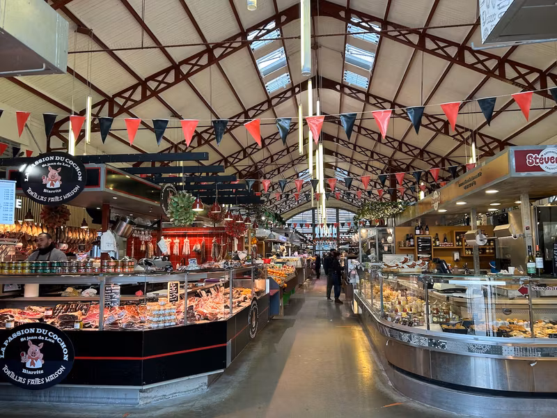 Paris Private Tour - les Halles of Biarritz