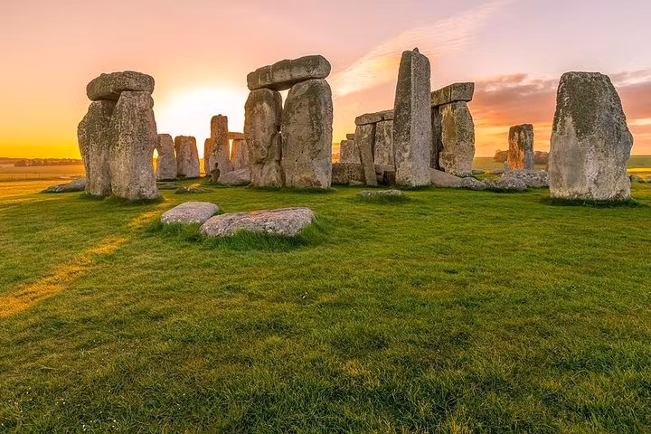 London Private Tour - Stonehenge