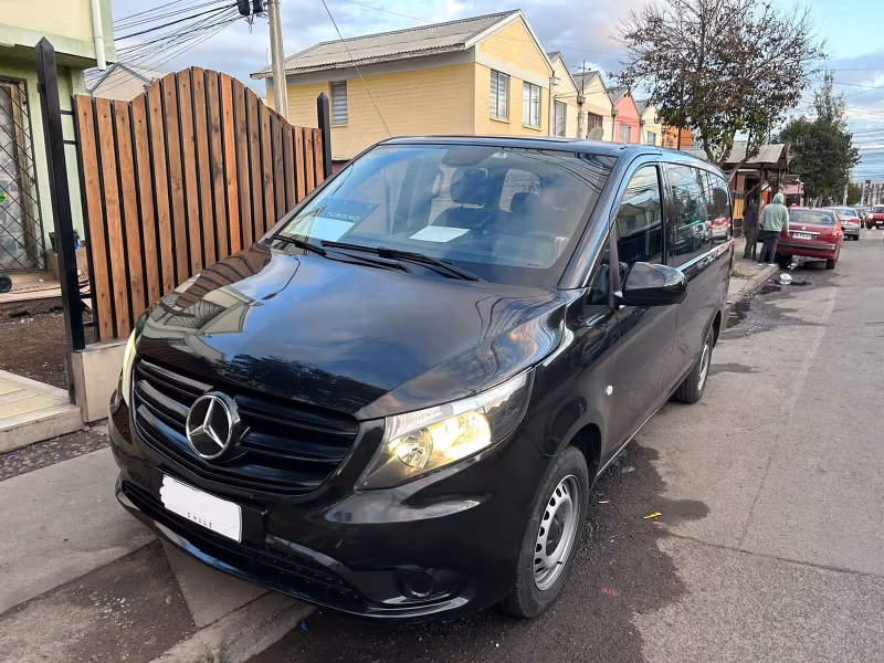 Santiago Private Tour - Mercedez Benz