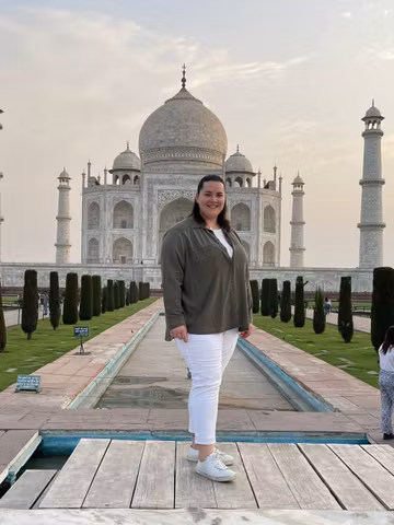 Same day Taj Mahal tour from Delhi by Traincover image