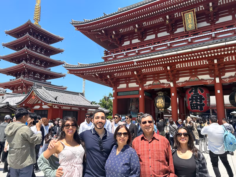 Tokyo Private Tour - Magnificent structures!