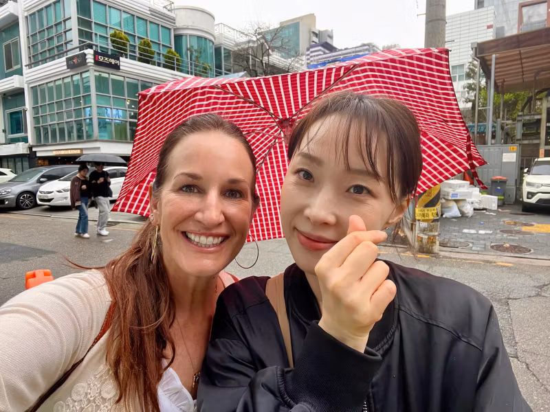 Seoul Private Tour - Hongdae street