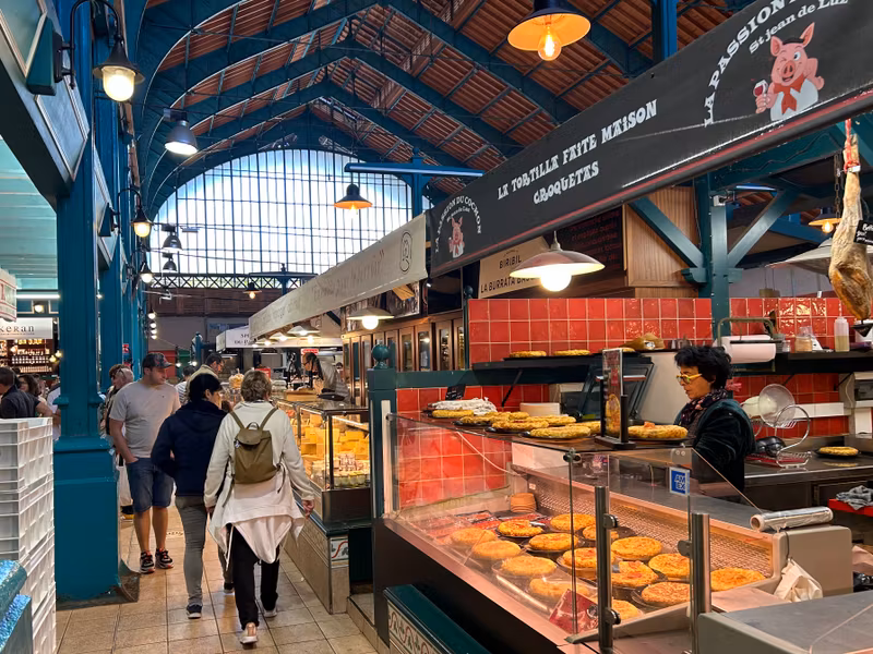 Bayonne Private Tour - les Halles of Saint Jean de Luz