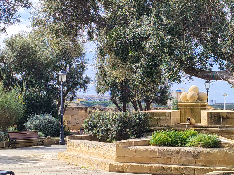 Malta Private Tour - Gardjola Gardens