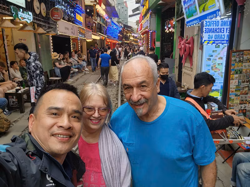 Hanoi Private Tour - A moment at the Train street