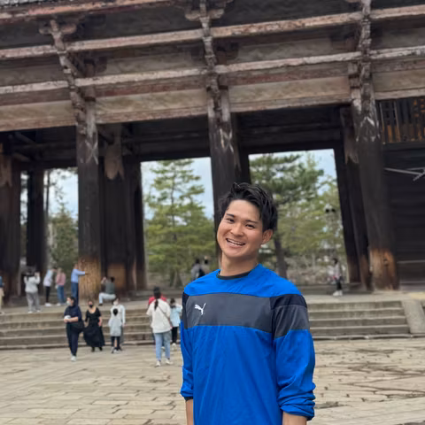 Osaka Tour Guide - Leo T.