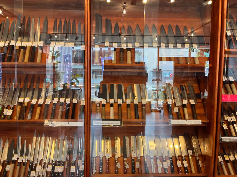 Nagoya Private Tour - help you find souvenirs