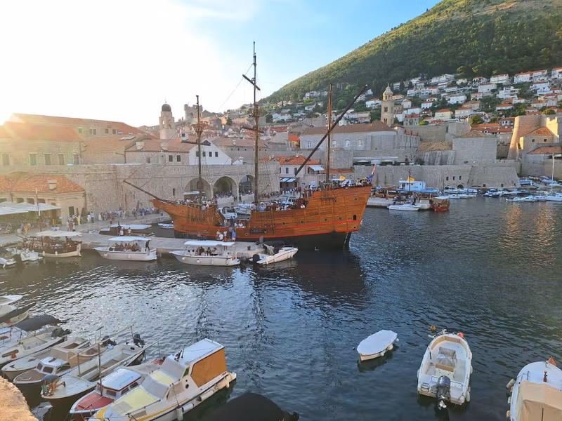 Dubrovnik Private Tour - Old Town Port
