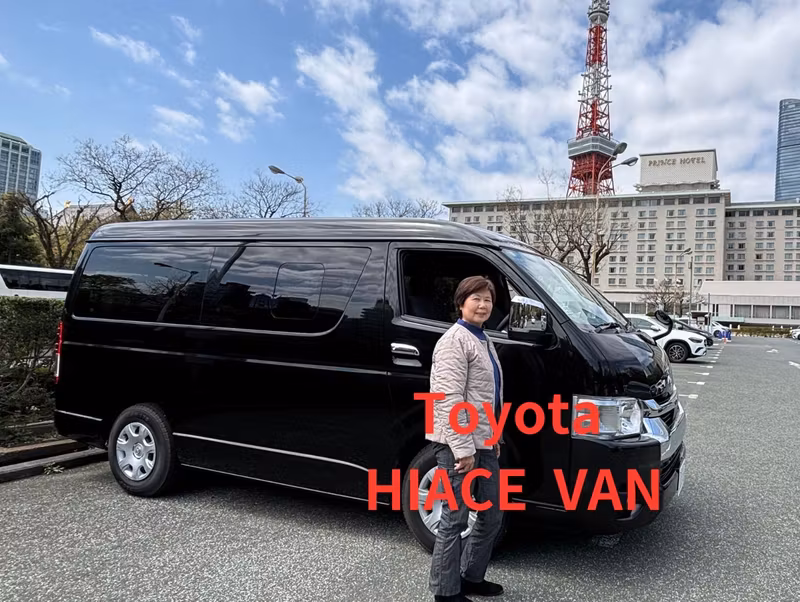 Tokyo Private Tour - Toyota HiAce