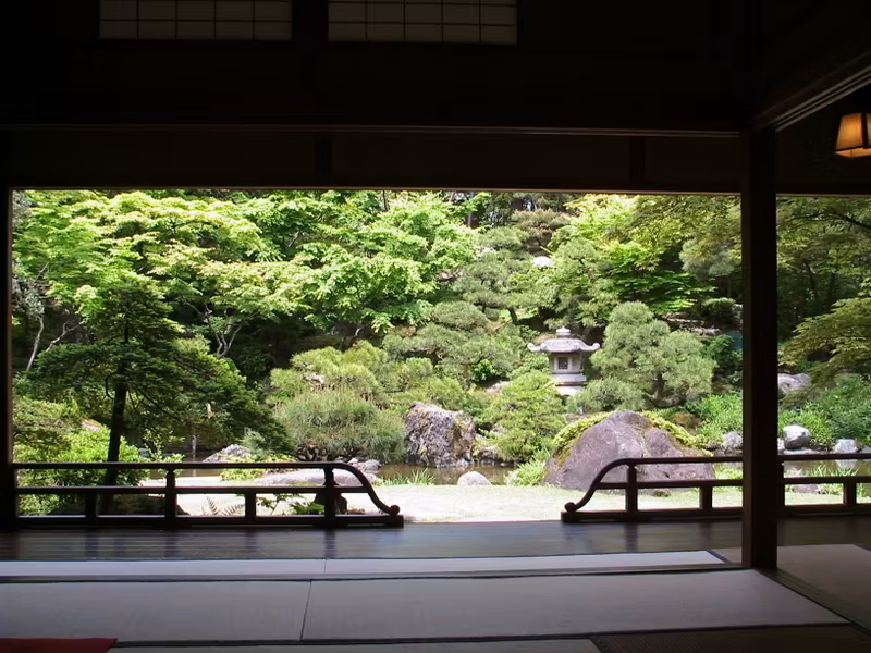 Niigata Private Tour - The Garden in the Saito Villa