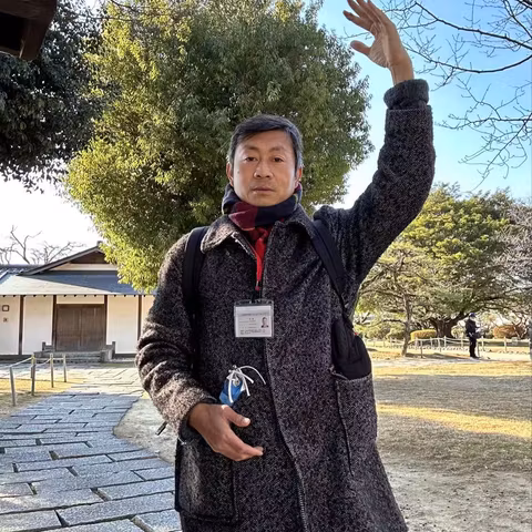Osaka Tour Guide - Gary S.