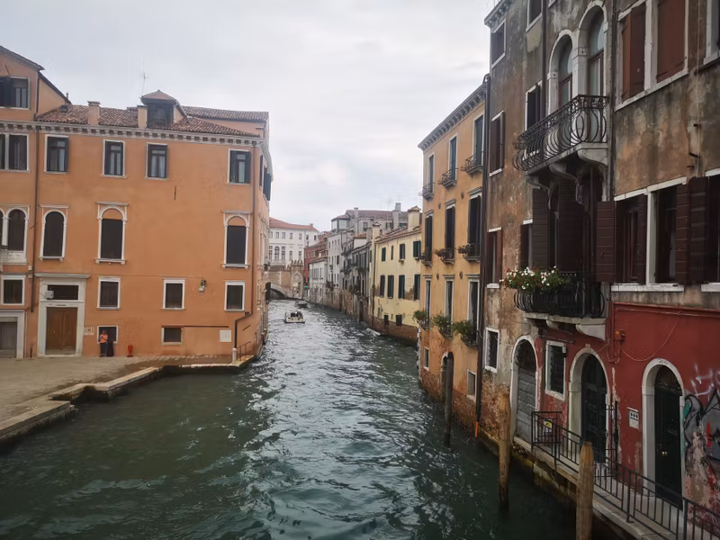 Venice Private Tour - Back canal of Venice