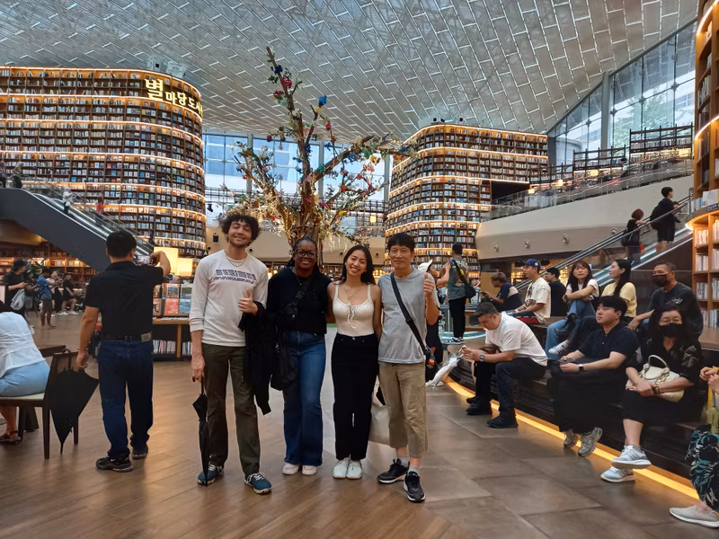 Seoul Private Tour - Star Field Library - COEX