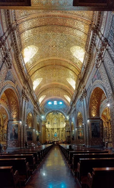 Quito Private Tour - La Compañia church