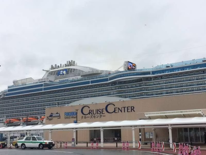 Fukuoka Private Tour - Hakata Cruise Center (Fukuoka Pier). I will be there to wait for your arrival.
You will never get lost once you step out to Fukuoka!