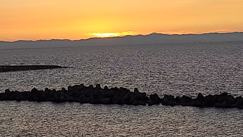 Niigata Private Tour - The sunset in the ocean