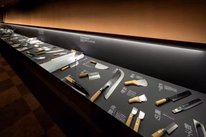 Osaka Private Tour - Traditional Crafts Museum / Knife Workshop