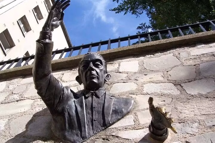 Paris Private Tour - La passe murialle