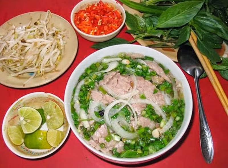 Hanoi Private Tour - Pho Bo - Beef rice noodle soup