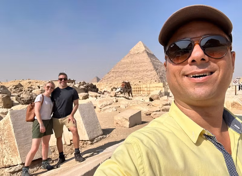 Giza Private Tour - Selfie your tour and share your smile!