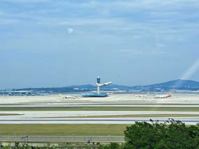 Seoul Private Tour - Incheon Airport Observatory