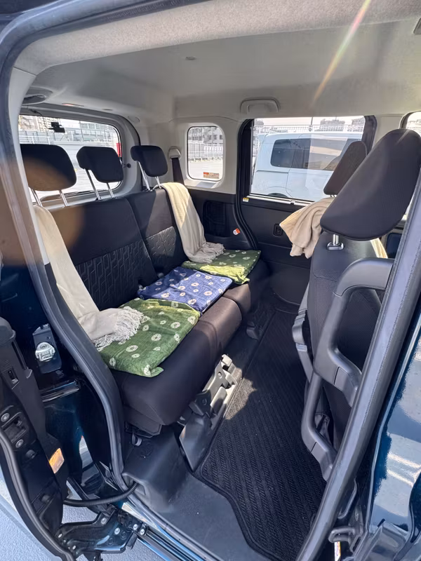 Fukuoka Private Tour - Compact yet spacious interior