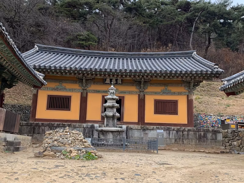 Seoul Private Tour - The oldest wooden building in Korea