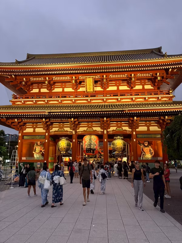 Saitama Private Tour - Senso-ji Hozomon Gate