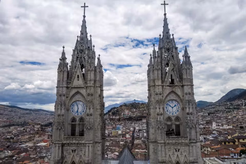 Quito Tour Guide