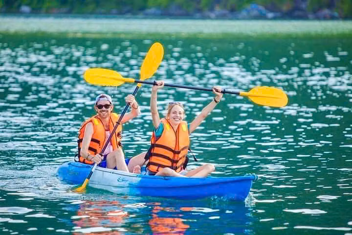 Hanoi Private Tour - Kayaking