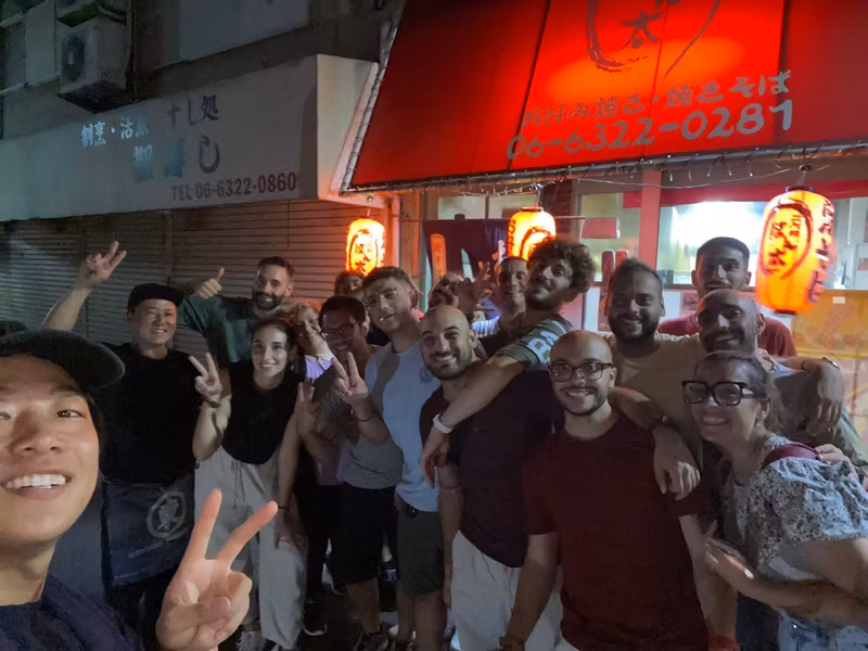 Osaka Private Tour - Italian tourists and Japanese people
