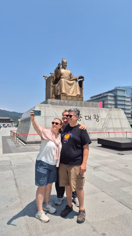 Seoul Private Tour - Gwanghwamun Square