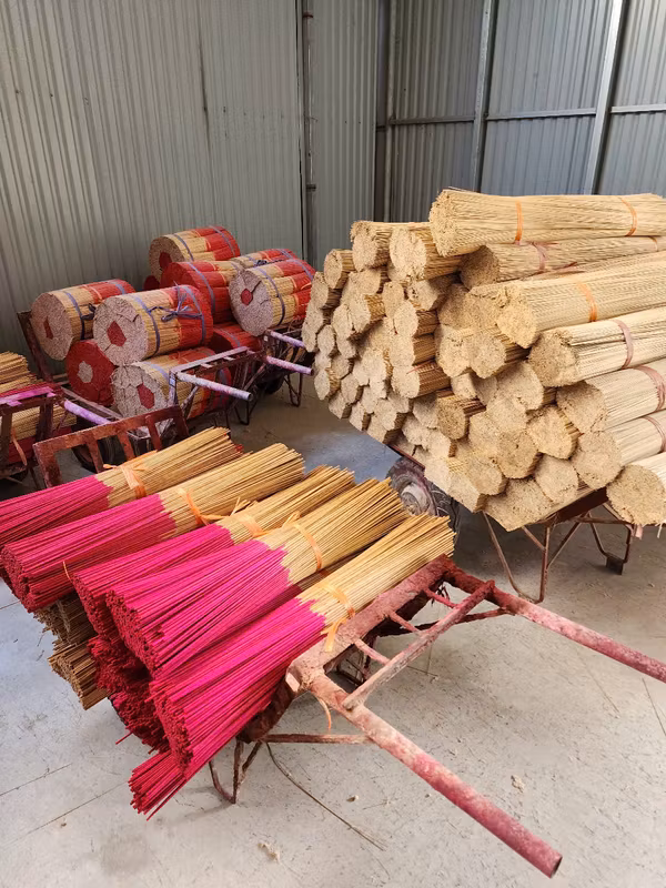 Hanoi Private Tour - Incense stick bamboo at QPC village