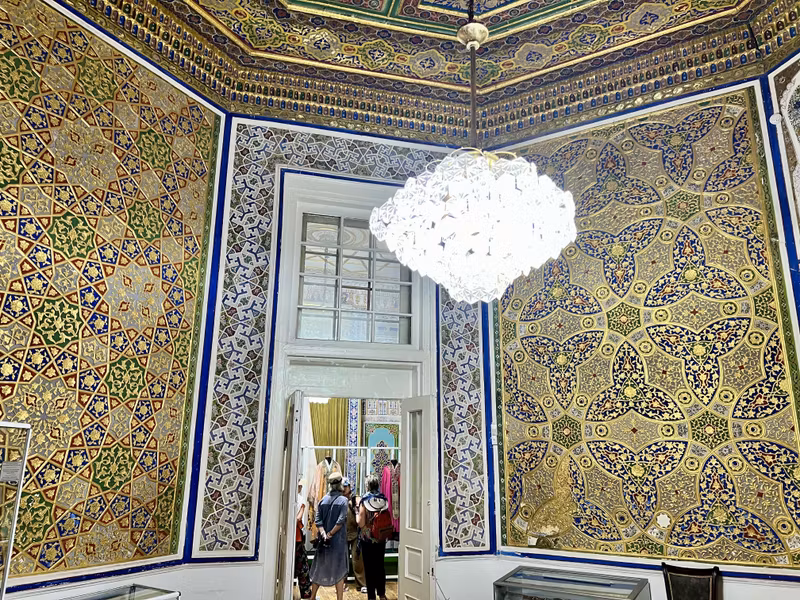 Bukhara Private Tour - Guest House in Summer Palace