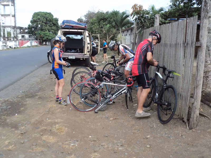 Pichincha Private Tour - Rod Bike along the Ecuador Routs 