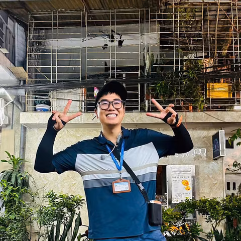 Hanoi Tour Guide - Steven  N.