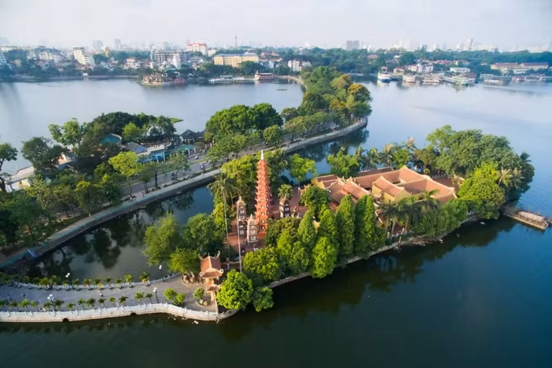 Hanoi Private Tour - Tran Quoc Pagoda