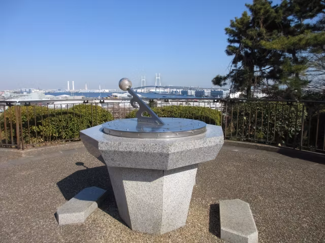 Yokohama Private Tour - Minatono Mieru Oka Park