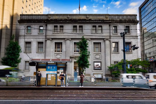 Hiroshima Private Tour - Hiroshima Bank Bomb survival building