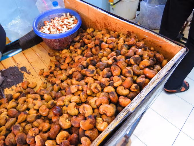 Phuket Private Tour - cashew nut