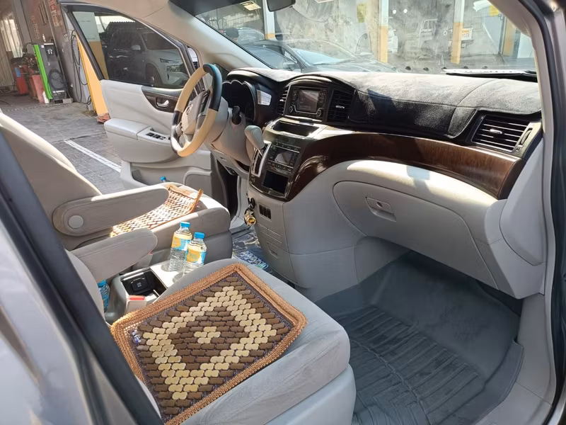 Dubai Private Tour - Luxury Private Vehicles