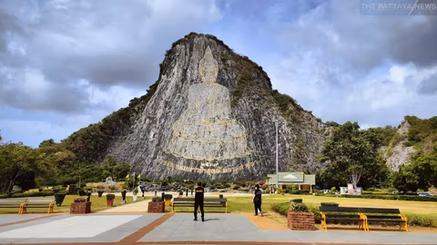 Private Car Tour from Pattaya : Temples & Tropical Beauty Escape (15pax)cover image