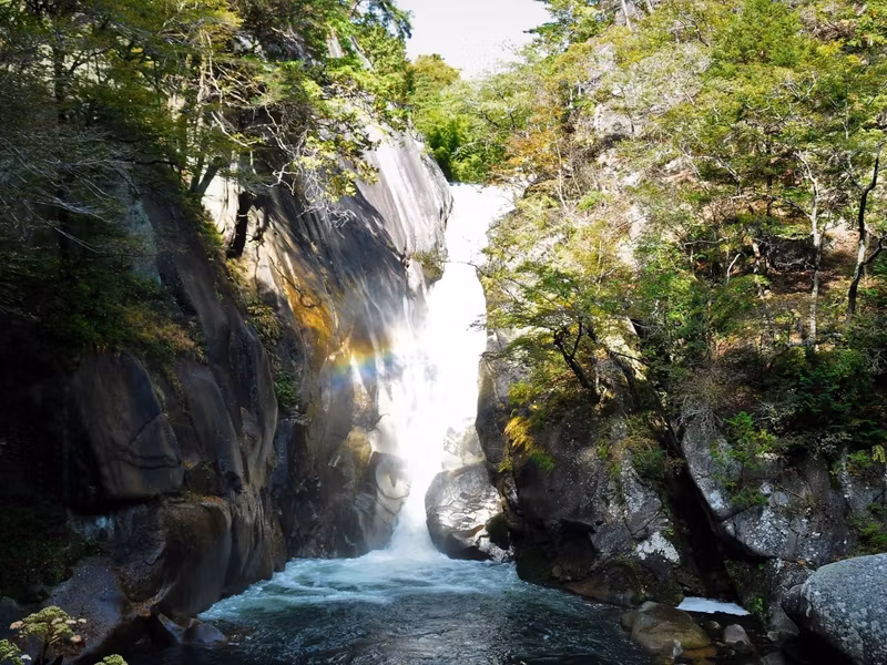 Yamanashi Private Tour - Sengataki Waterfall