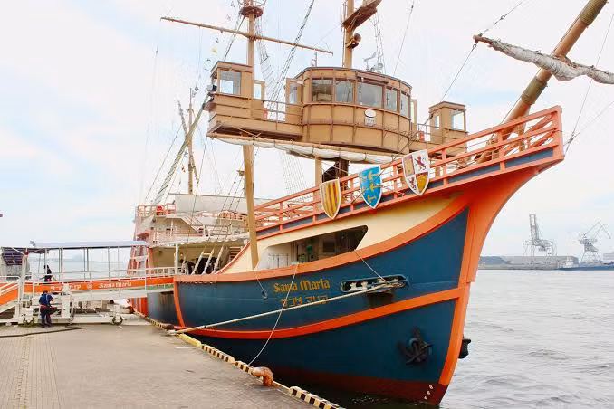 Osaka Private Tour - Osaka bay