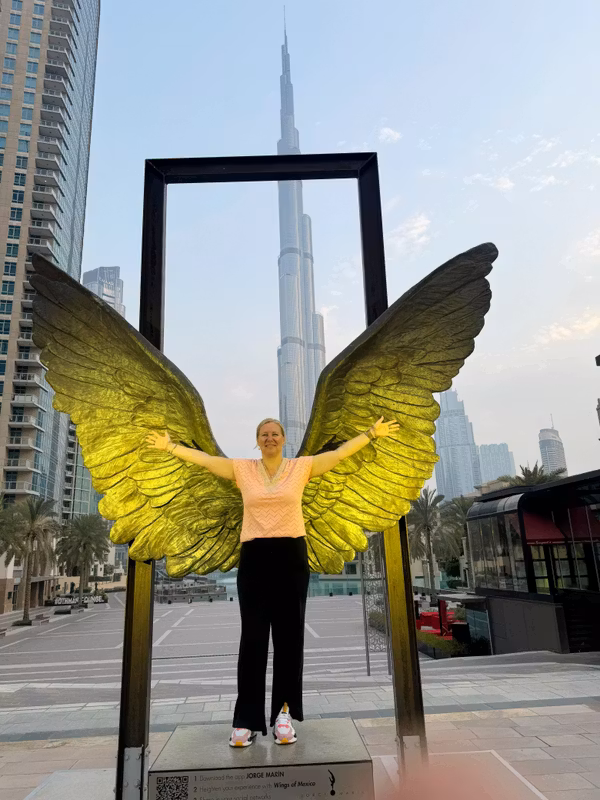 Dubai Private Tour - Mexico Wings, in front of Burj Khalifa
